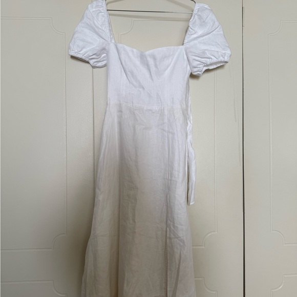 Reformation Dresses & Skirts - Reformation White Puff-Sleeve Midi Dress